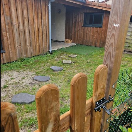 Logement Avec Cuisine Et Jardinet Proche Lac Soustons Exterior foto